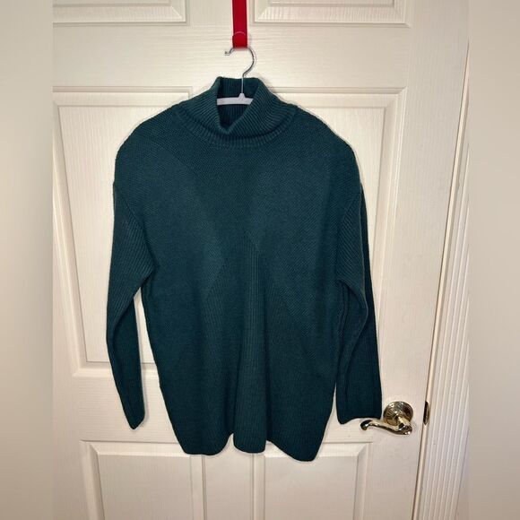 Talbots sweater   - Picture 1 of 4